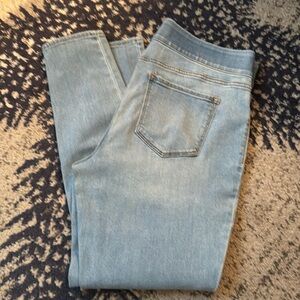 Old Navy Rockstar jeans Size 16